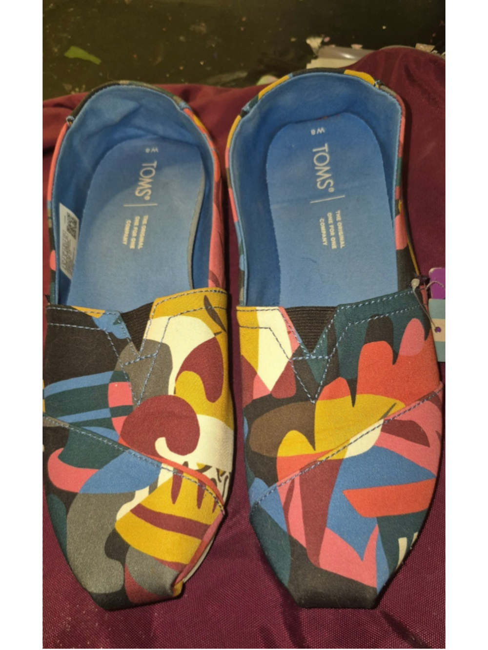 TOMS Slip-On Alpargata Liberty Print. Multicolored. SZ 8